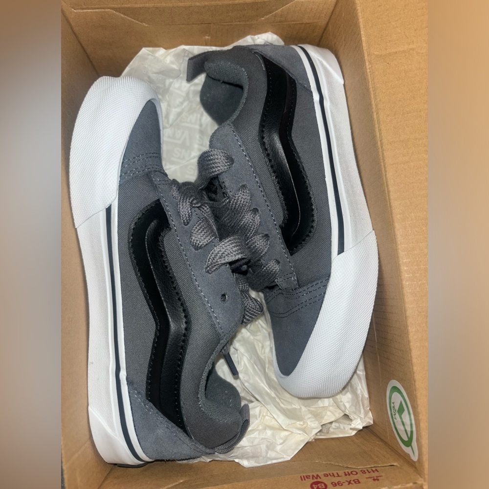 Vans Knu Skool Gray and Black Sneakers Brand New